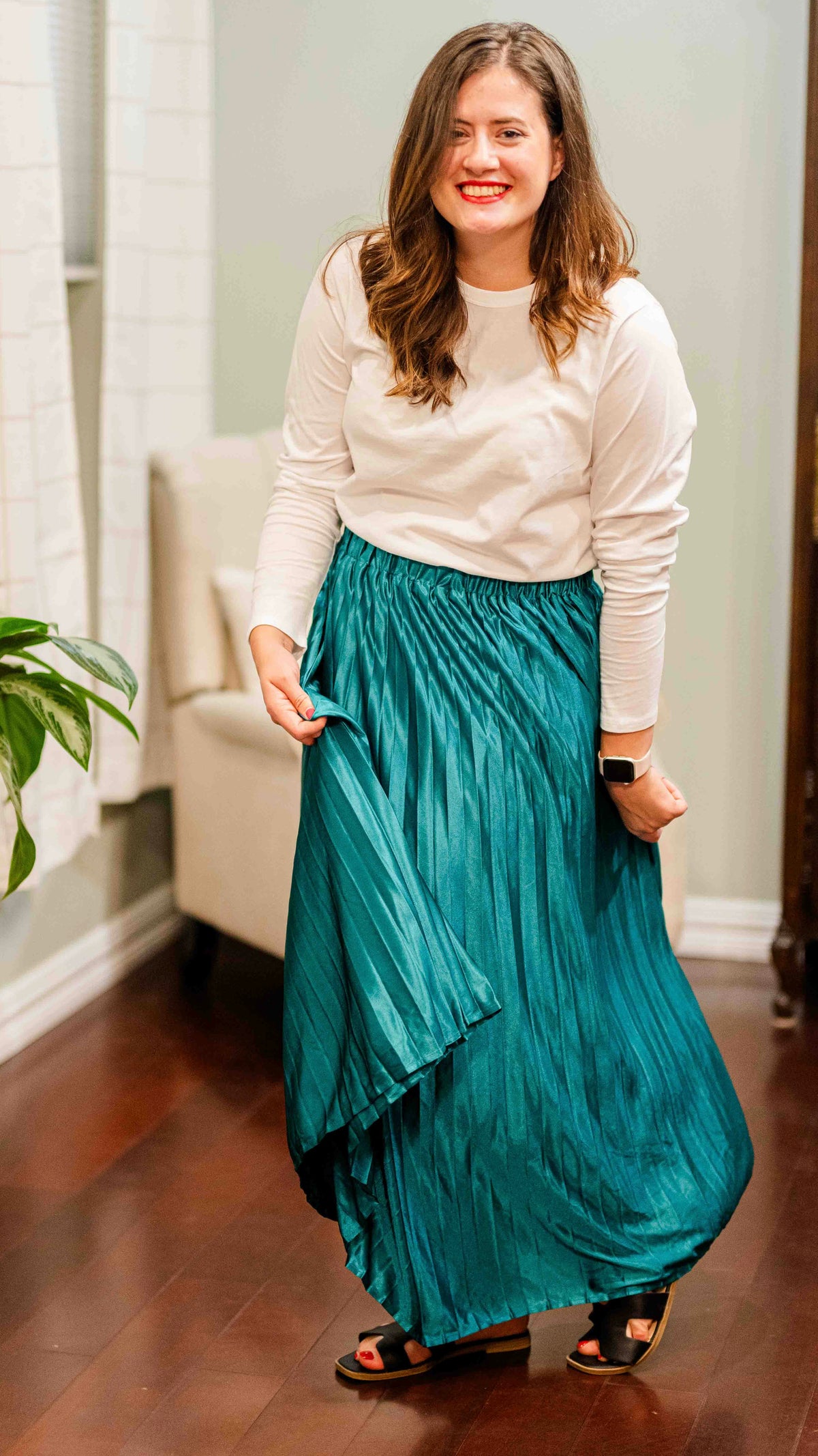 Pleated Elastic Waist Midi Skirt