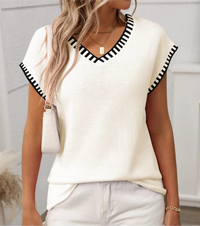 Contrast Trim V-Neck Short Sleeve Knit Top